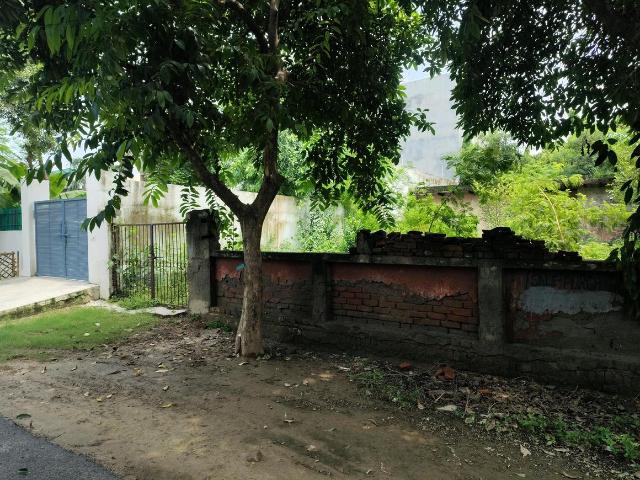 Residential Plot in Sigma 1 for resale Greater Noida. The reference number is 20900821