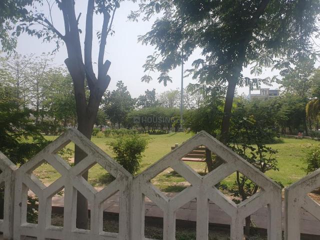 Residential Plot in Sigma 2 for resale Greater Noida. The reference number is 20195515