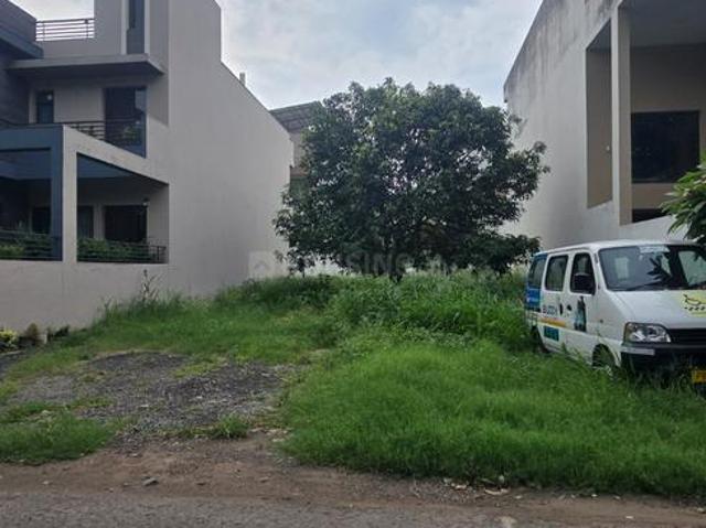 Residential Plot in Silver City Extension for resale Zirakpur. The reference number is 20889048