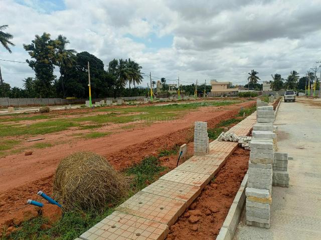 Residential Plot in Singanayakanahalli for resale Bengaluru. The reference number is 20834786