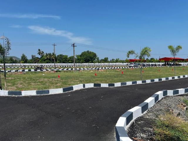 Residential Plot in Singaperumal Koil for resale Chennai. The reference number is 20891453