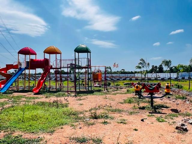 Residential Plot in Singaperumal Koil for resale Chennai. The reference number is 20909180