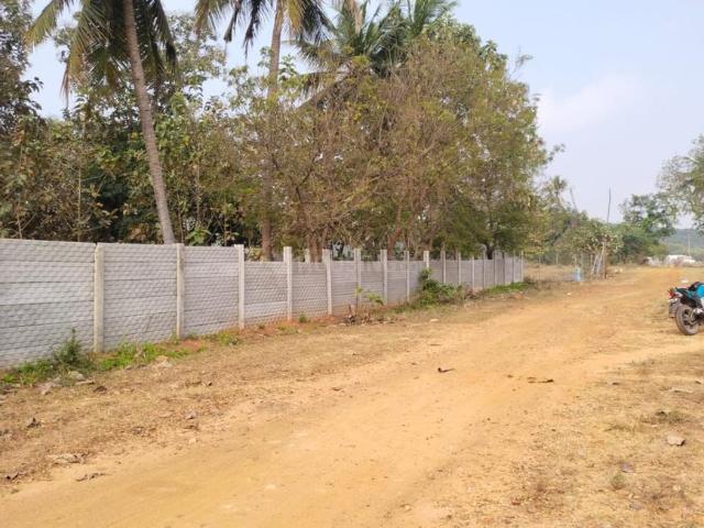 Residential Plot in Singaperumal Koil for resale Chennai. The reference number is 21055960