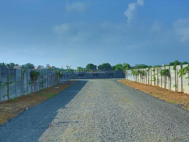 Residential Plot in Singaperumal Koil for resale Chennai. The reference number is 21234189