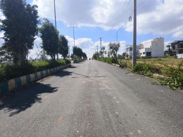 Residential Plot in Sipcot Ph. I for resale Hosur. The reference number is 19072242