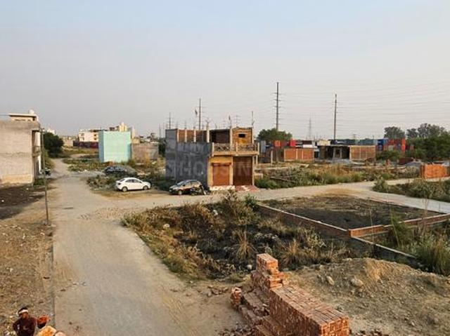 Residential Plot in Sirsa for resale Greater Noida. The reference number is 20309070