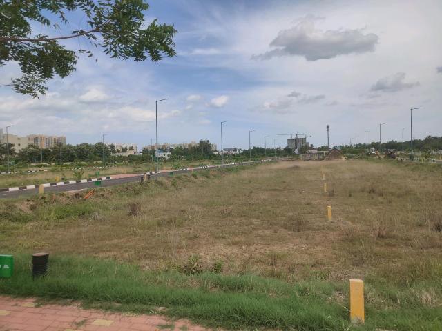 Residential Plot in Siruseri for resale Chennai. The reference number is 14897841