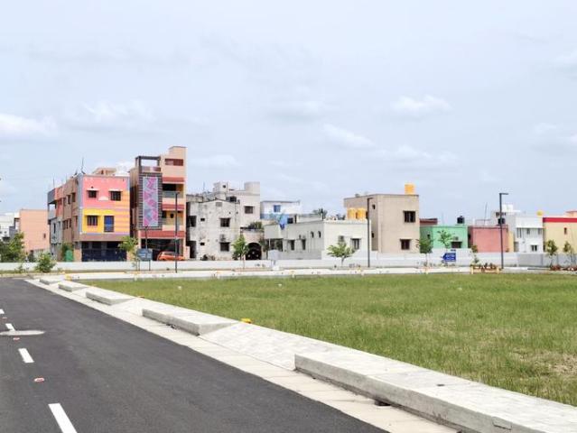 Residential Plot in Siruseri for resale Chennai. The reference number is 19487400