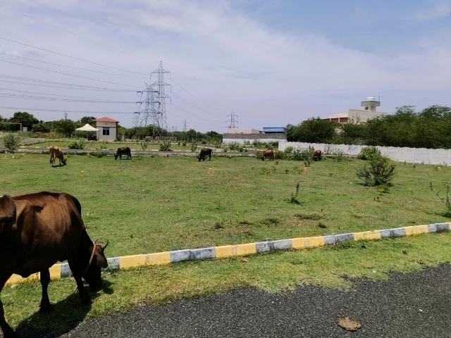 Residential Plot in Siruseri for resale Chennai. The reference number is 21080212