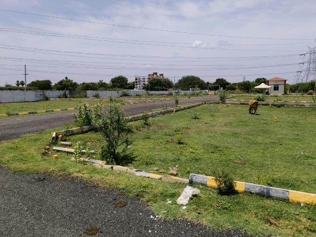 Residential Plot in Siruseri for resale Chennai. The reference number is 21080214