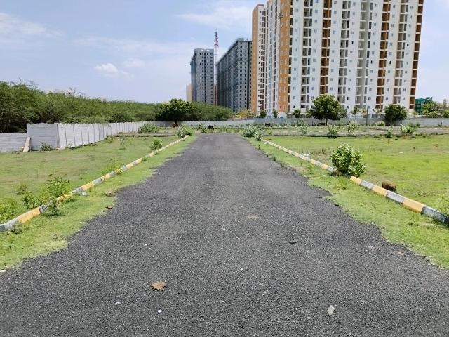 Residential Plot in Siruseri for resale Chennai. The reference number is 21080566