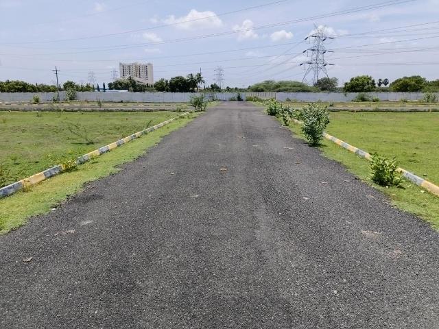 Residential Plot in Siruseri for resale Chennai. The reference number is 21080511