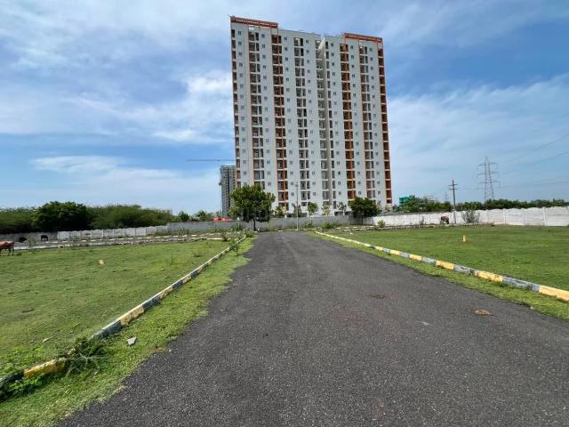 Residential Plot in Siruseri for resale Chennai. The reference number is 21028217