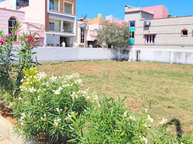 Residential Plot in Sithalapakkam for resale Chennai. The reference number is 20402831