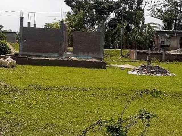 Residential Plot in Sonarpur for resale Kolkata. The reference number is 8810157