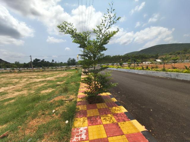 Residential Plot in Sontyam for resale Visakhapatnam. The reference number is 20408419