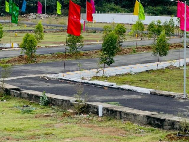 Residential Plot in Sriperumbudur for resale Chennai. The reference number is 19229752
