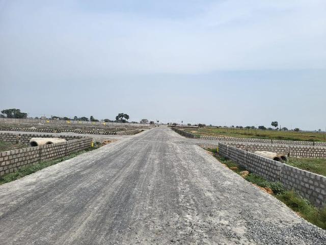 Residential Plot in Tadikonda for resale Guntur. The reference number is 16716610