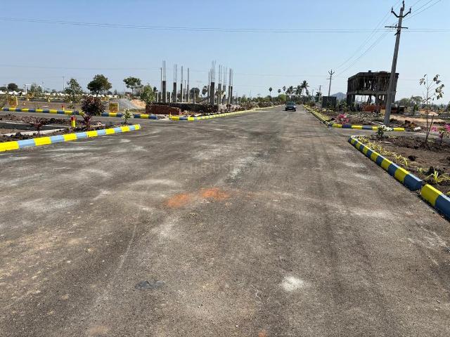 Residential Plot in Tadikonda for resale Guntur. The reference number is 20224513