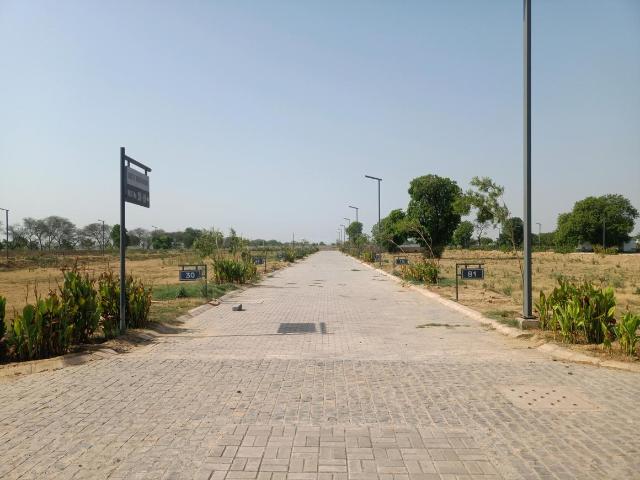 Residential Plot in Tajupur for resale Faridabad. The reference number is 14719907