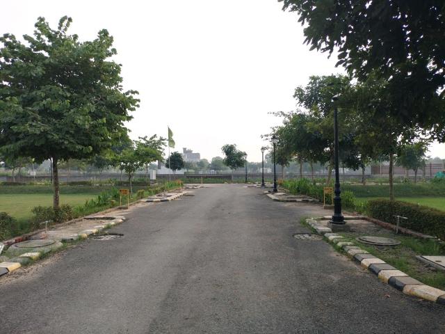 Residential Plot in Tajupur for resale Faridabad. The reference number is 18594974