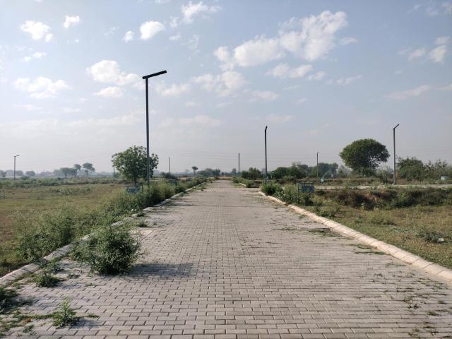 Residential Plot in Tajupur for resale Faridabad. The reference number is 19887110