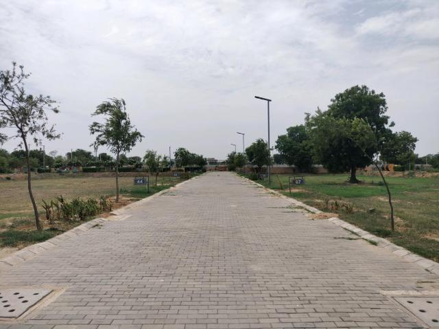Residential Plot in Tajupur for resale Faridabad. The reference number is 20526899