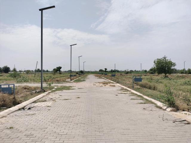 Residential Plot in Tajupur for resale Faridabad. The reference number is 20526906