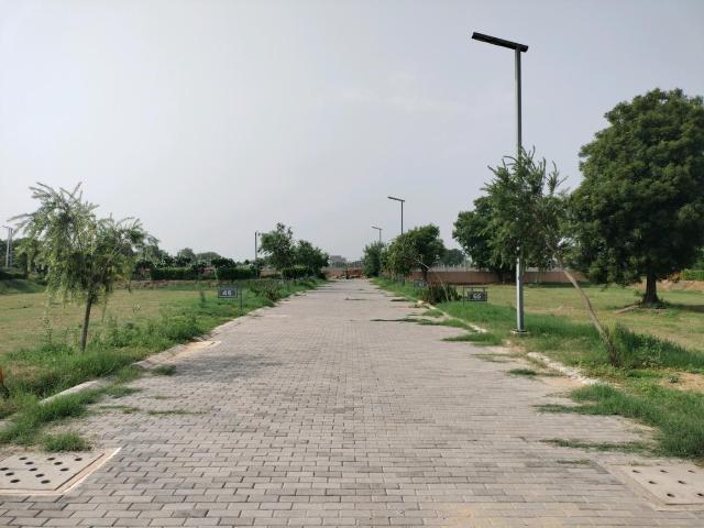Residential Plot in Tajupur for resale Faridabad. The reference number is 20535413