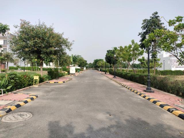 Residential Plot in Tajupur for resale Faridabad. The reference number is 20538980