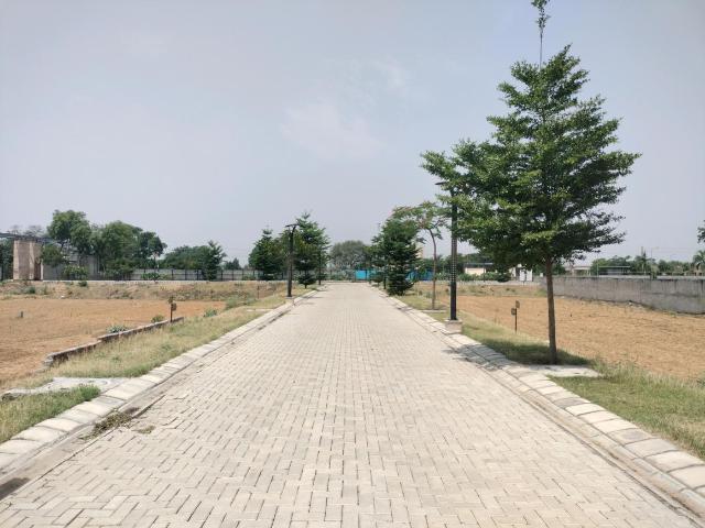 Residential Plot in Tajupur for resale Faridabad. The reference number is 20226134