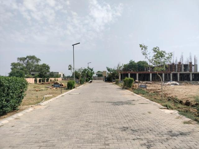 Residential Plot in Tajupur for resale Faridabad. The reference number is 20277861