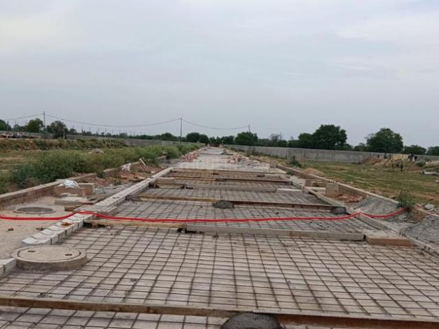 Residential Plot in Tajupur for resale Faridabad. The reference number is 21170726