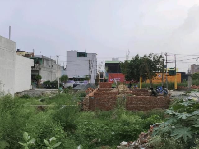 Residential Plot in Chhapraula for resale Ghaziabad. The reference number is 17638894