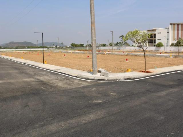 Residential Plot in Tambaram East for resale Chennai. The reference number is 20354839