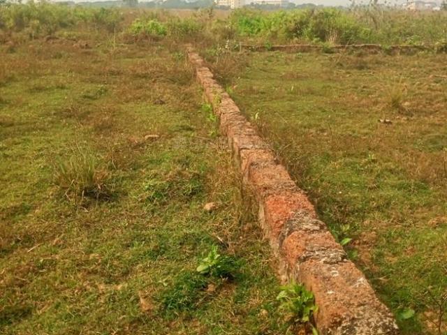 Residential Plot in Tankapani Road for resale Bhubaneswar. The reference number is 19856791