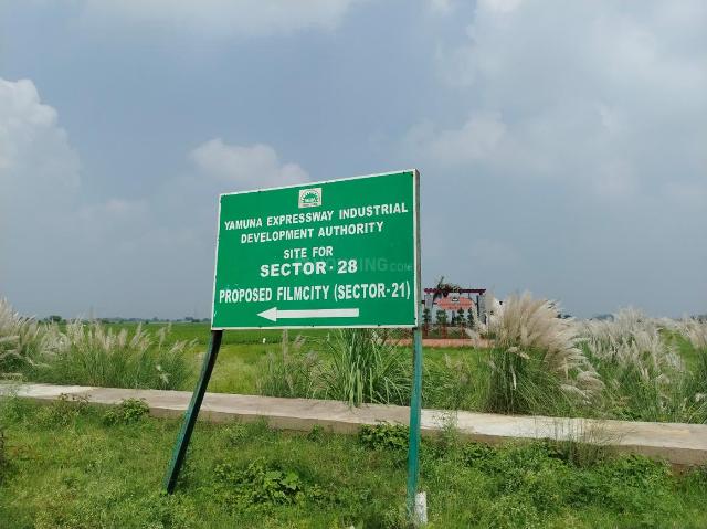 Residential Plot in Tappal for resale Aligarh. The reference number is 18698730