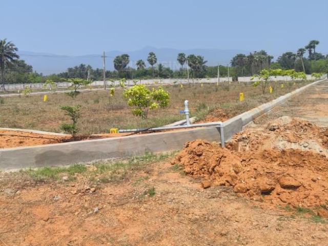 Residential Plot in Tarluvada for resale Visakhapatnam. The reference number is 20819895