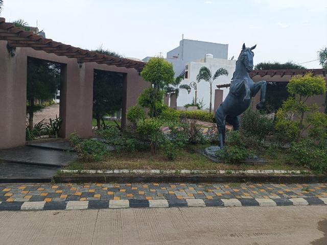 Residential Plot in Tejaji Nagar for resale Indore. The reference number is 19022408