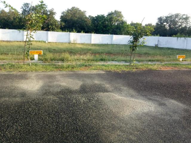 Residential Plot in Thagarapuvalasa for resale Visakhapatnam. The reference number is 11543758