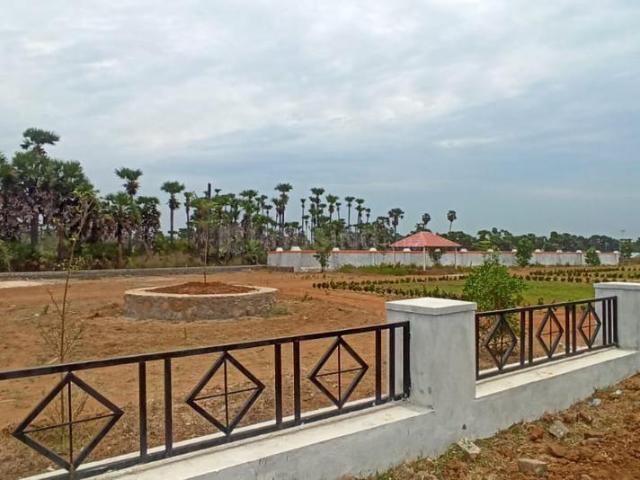 Residential Plot in Thagarapuvalasa for resale Visakhapatnam. The reference number is 18537698
