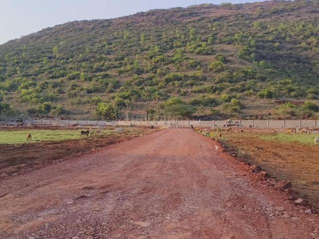 Residential Plot in Thagarapuvalasa for resale Visakhapatnam. The reference number is 18292305
