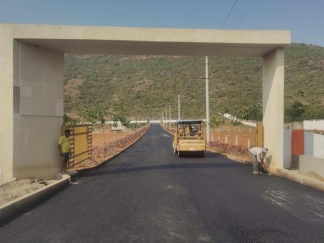 Residential Plot in Thagarapuvalasa for resale Visakhapatnam. The reference number is 19636232