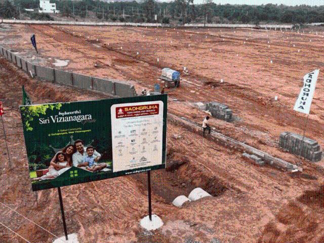 Residential Plot in Thagarapuvalasa for resale Visakhapatnam. The reference number is 20619327