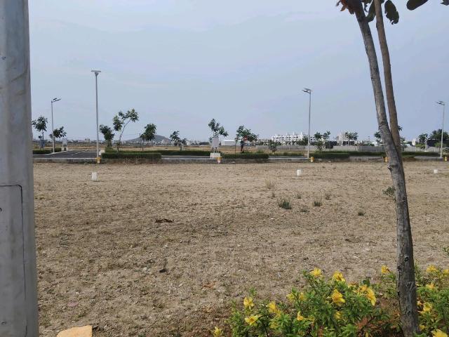 Residential Plot in Thaiyur for resale Chennai. The reference number is 20054572