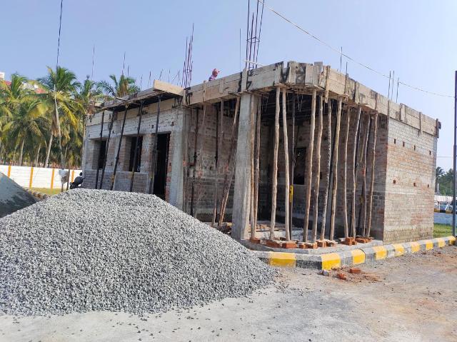 Residential Plot in Siruseri for resale Chennai. The reference number is 20790039