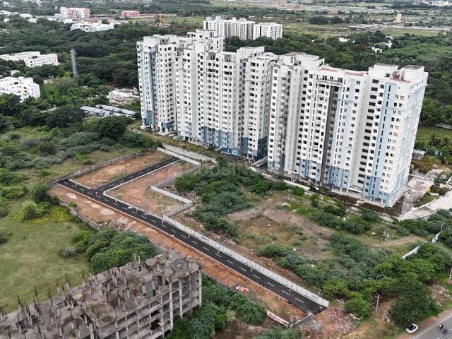 Residential Plot in Thaiyur for resale Chennai. The reference number is 20948469