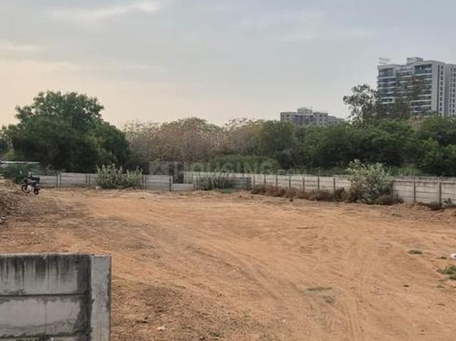Residential Plot in Thaltej for resale Ahmedabad. The reference number is 19934011