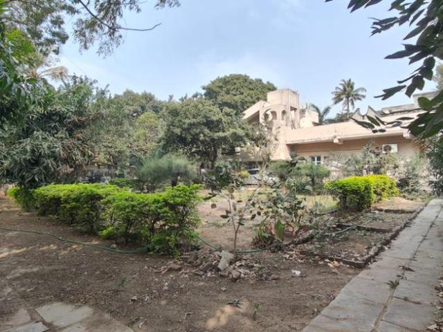 Residential Plot in Thaltej for resale Ahmedabad. The reference number is 20647853