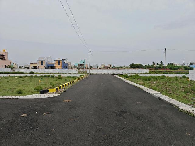Residential Plot in Thirunindravur for resale Chennai. The reference number is 20734740